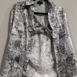 Vivre La Vie 2 piece set button down shirt & bralette newspaper style size XS‎